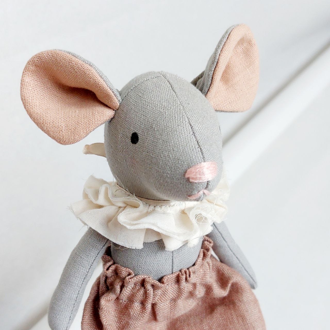 Maus Puppe 22cm Grau von Soso - Handgemacht in der Schweiz