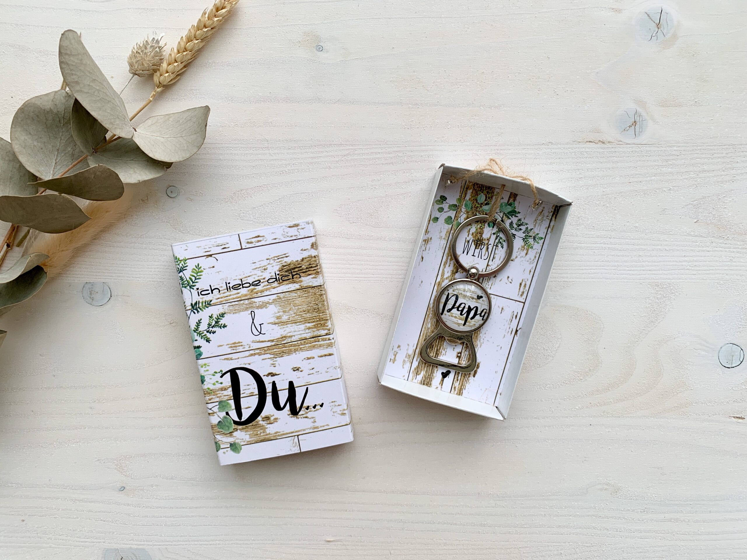 DU wirst PAPA Flaschenöffner in der Geschenkbox von MANNIGFALTIG - Handgemacht in der Schweiz
