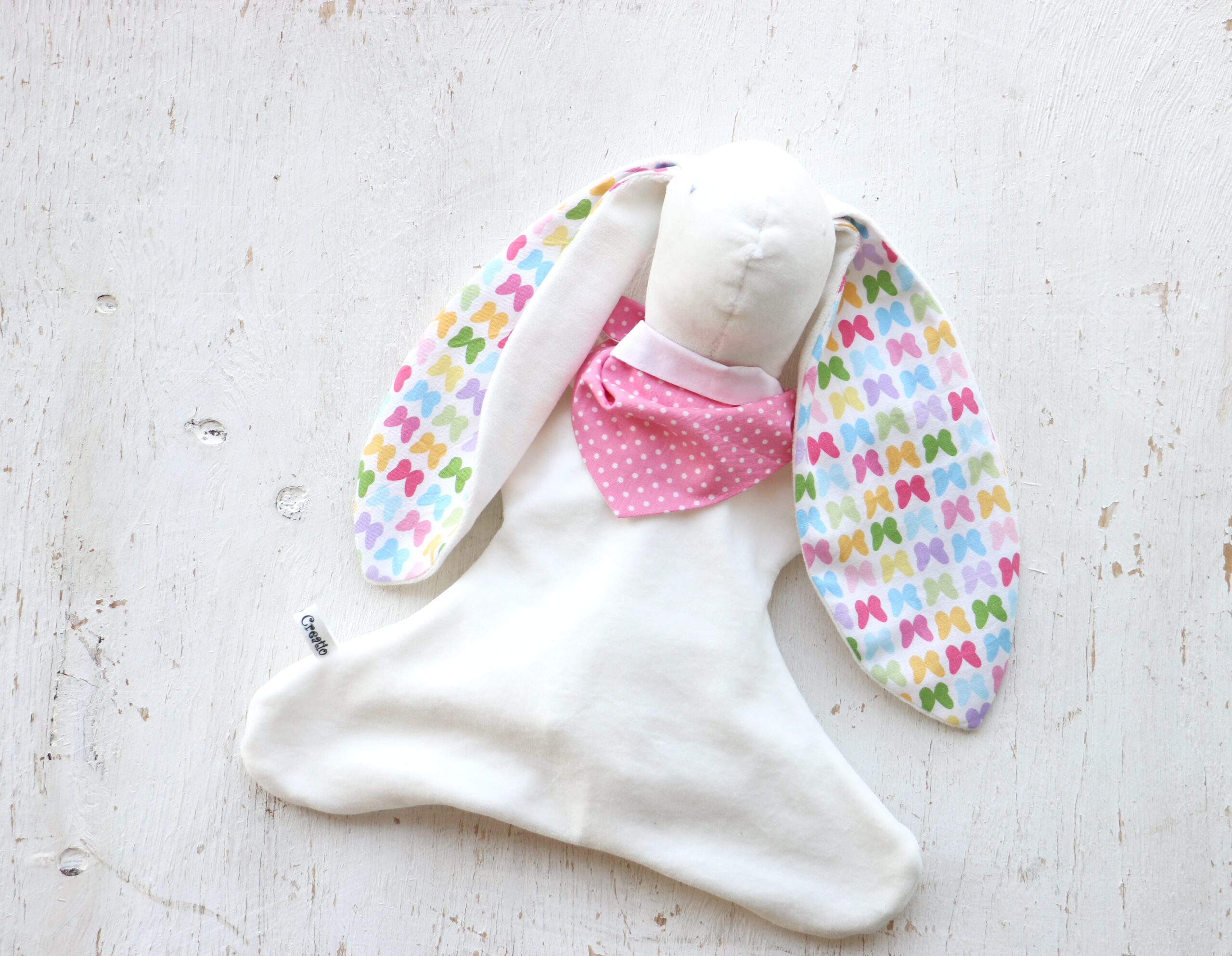 Kuschelhase "HASI" von MoMo Creation - Handgemacht in der Schweiz